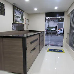 Ideal Flíper Com Estacionamento Grátis Para Carro Pequeno Altura Padrão Internet Fibra São Paulo